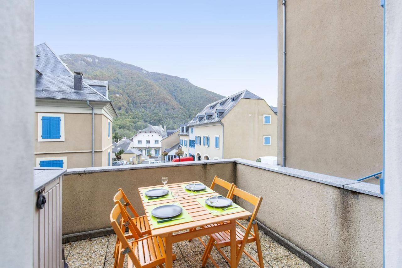 Appartement Terrasse Vue Montagne カンパン エクステリア 写真